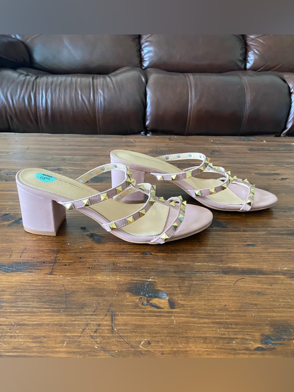 Catherine Malandrino Size 8.5 Sandals, Heels, “Huntley” Blush W/ Gold Spikes‎